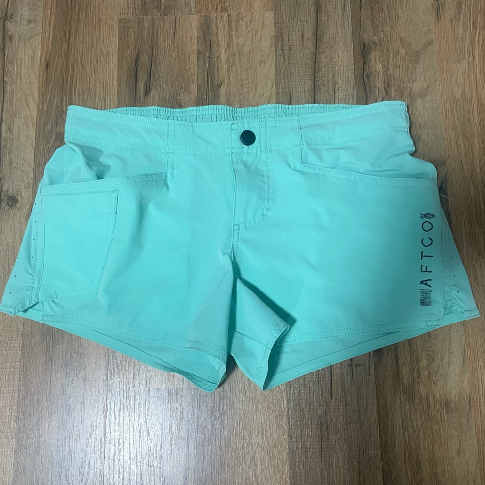 Women’s AFTCO Shorts Size 4 Teal Blue